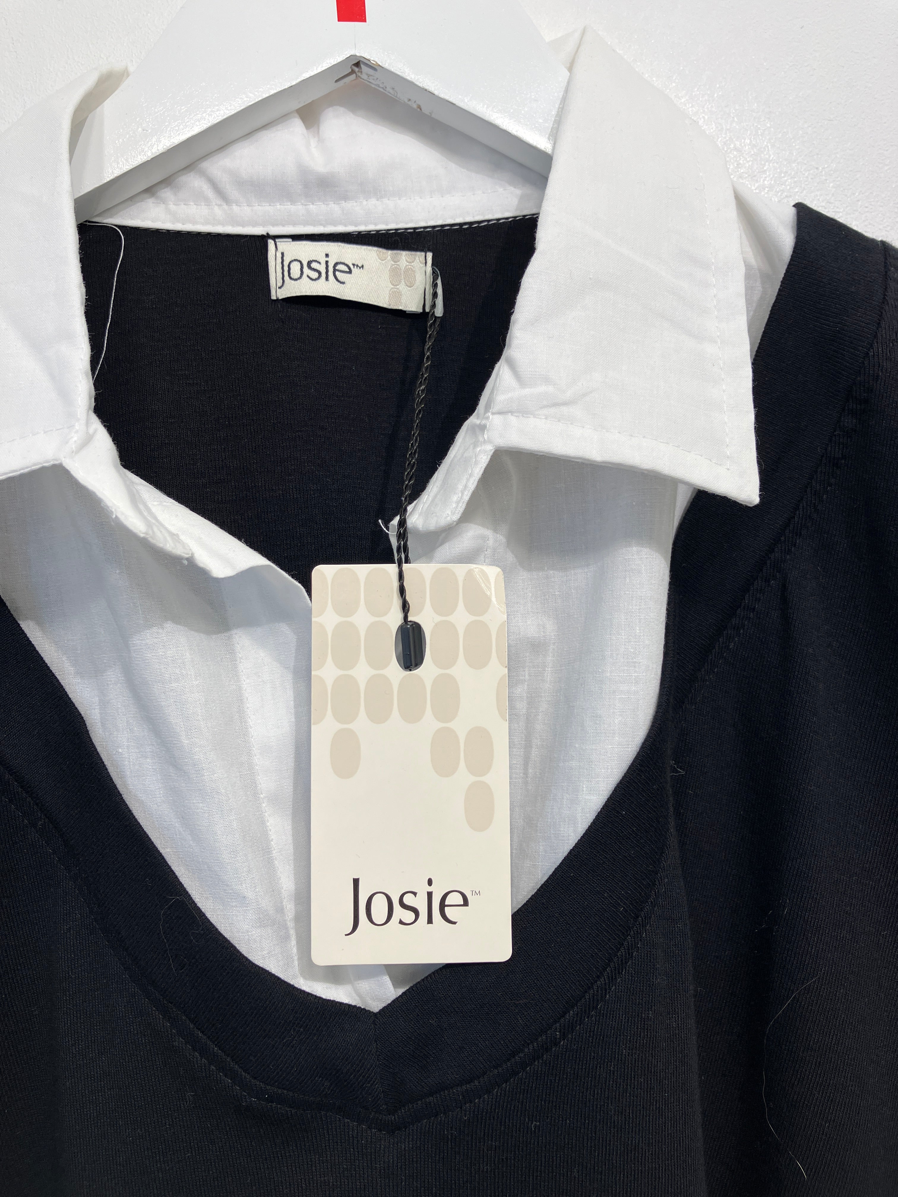 Josie Bluse